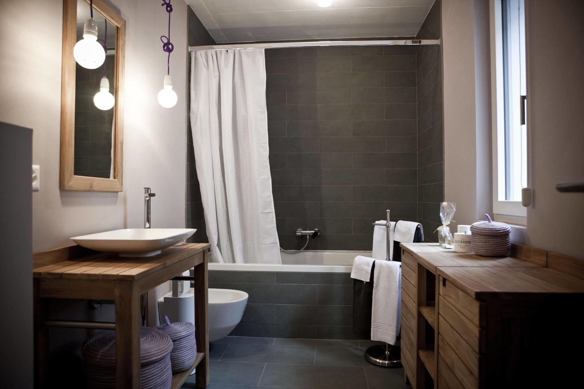Le Coq Chantant Studios D'Hotes & Boutique Hotel St-Livres Saint-Livres ภายนอก รูปภาพ