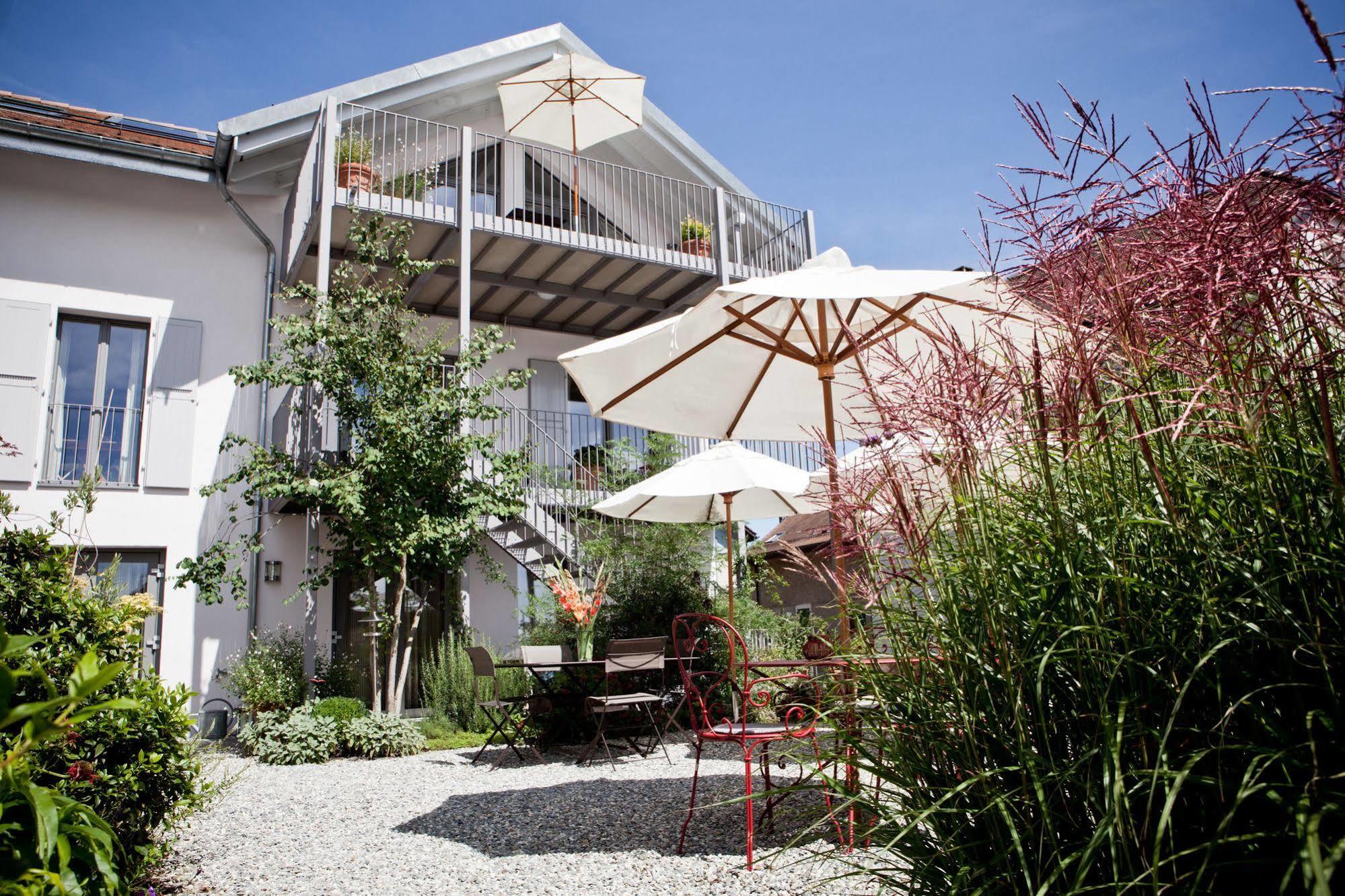 Le Coq Chantant Studios D'Hotes & Boutique Hotel St-Livres Saint-Livres ภายนอก รูปภาพ